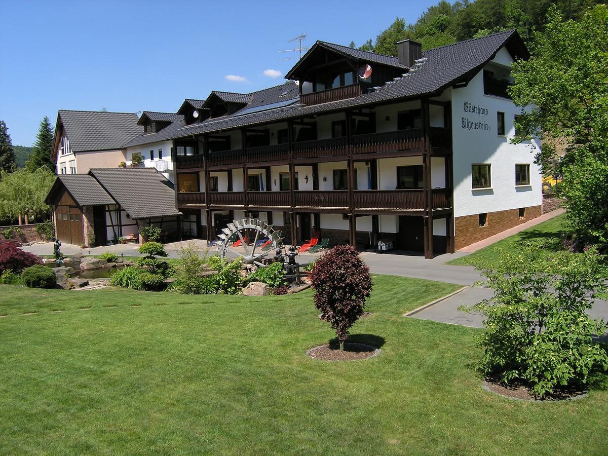 Pension An Der Kahlquelle Бюдинген Экстерьер фото
